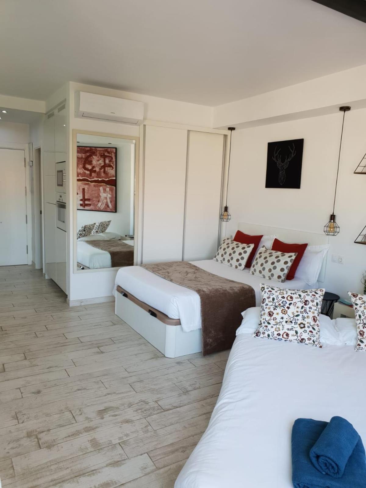 Estudiosol40 Torremolinos Exteriér fotografie
